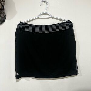 Adidas mini golf/tennis skirt